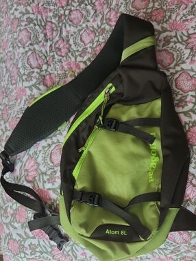 Patagonia Atom 8L Sling Bag in Bright Green and Dark Green